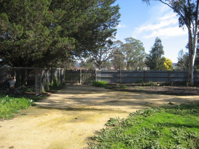 29 Sparks Lane, Toongabbie VIC 3856