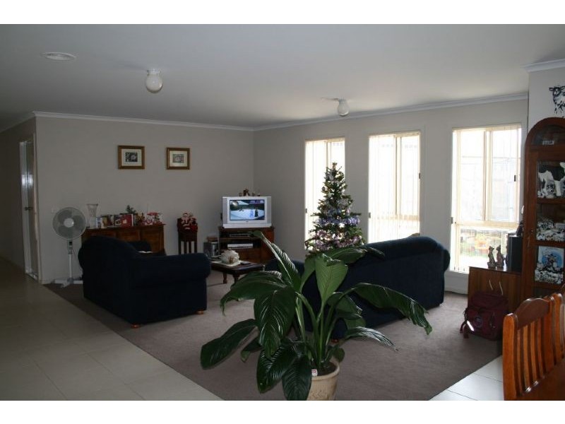 15 Mayo Close, Traralgon VIC 3844