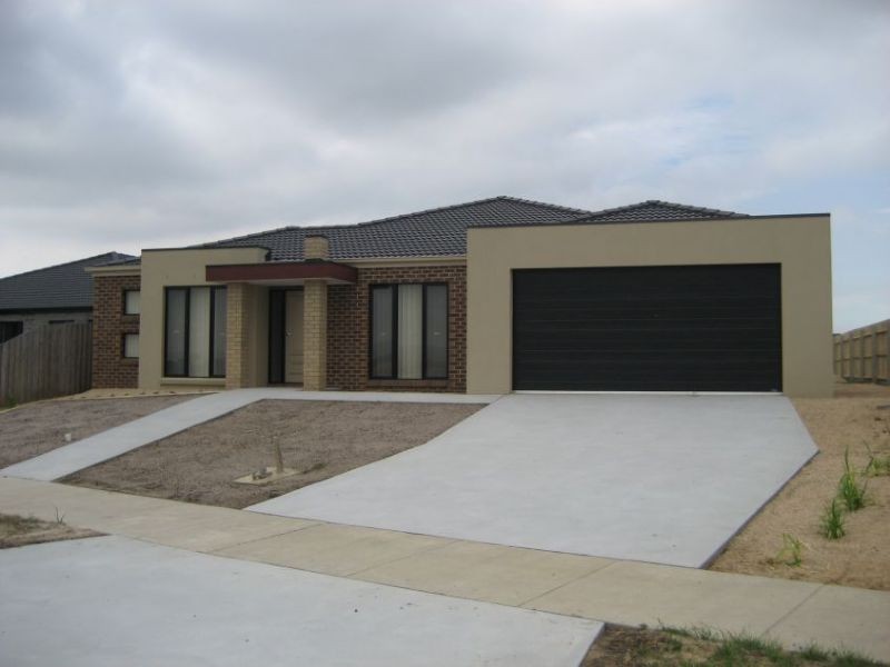 35 Bradman Boulevard, Traralgon VIC 3844