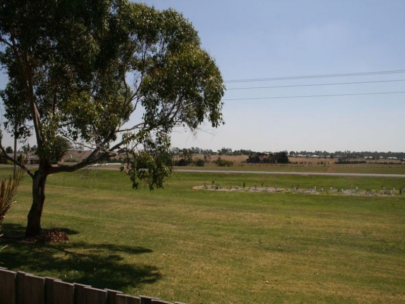 4 Cary Place, Traralgon VIC 3844