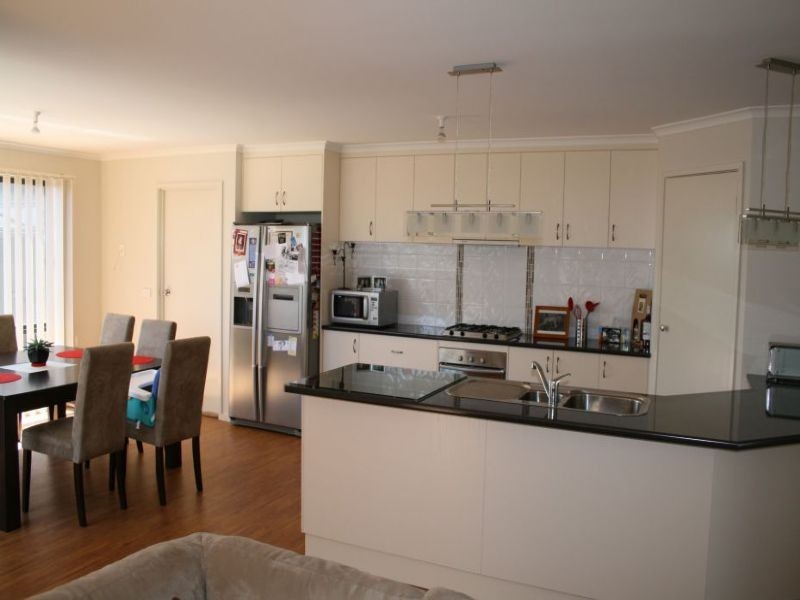 21 Ellavale Drive, Traralgon VIC 3844