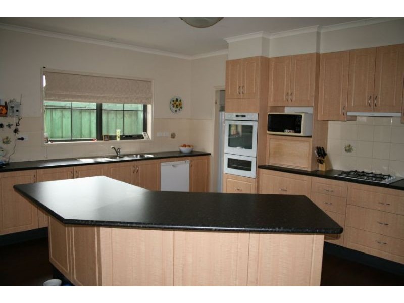 12 Connaught Way, Traralgon VIC 3844