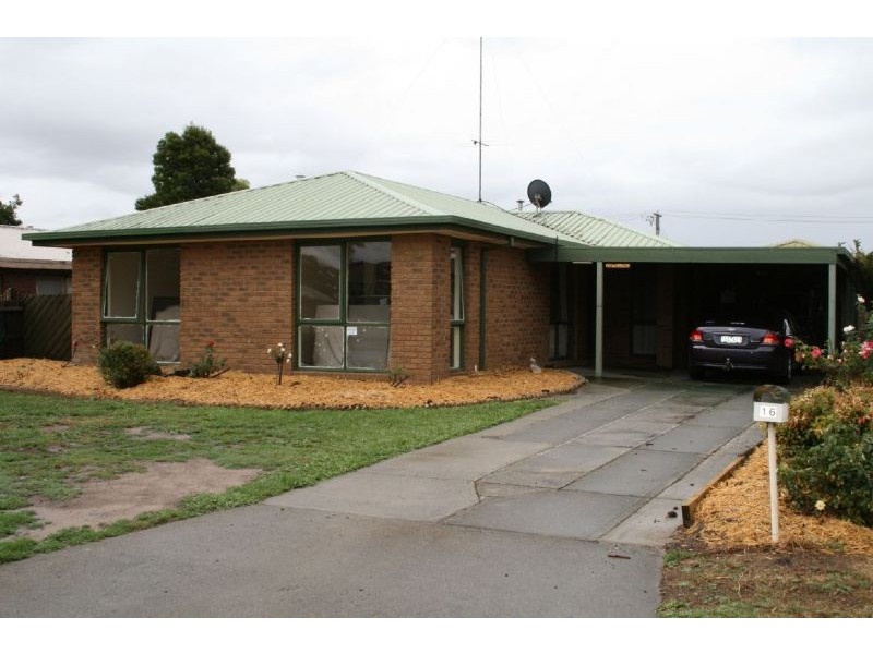 16 Pepperdine Court, Traralgon VIC 3844
