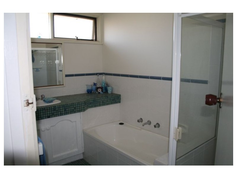 34 Canfield Crescent, Traralgon VIC 3844