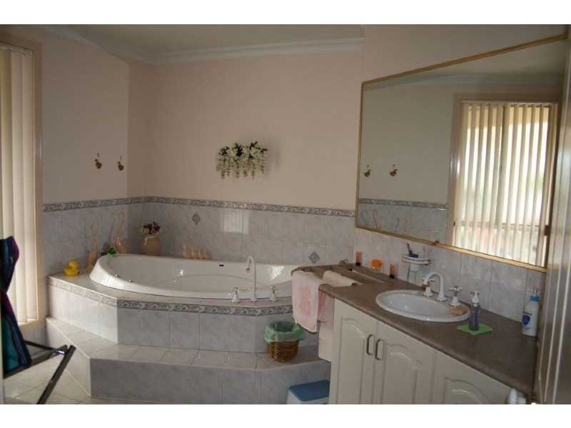 9 Coffey Court, Traralgon VIC 3844