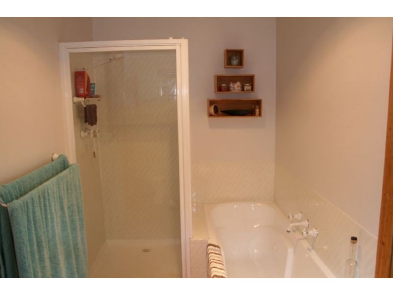 19-21 Cobham Court, Glengarry VIC 3854