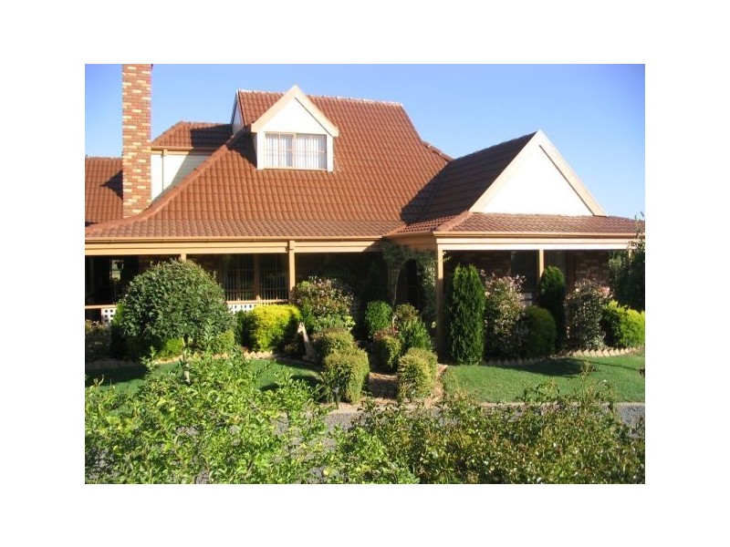 25 Theresa Road, Hazelwood North VIC 3840