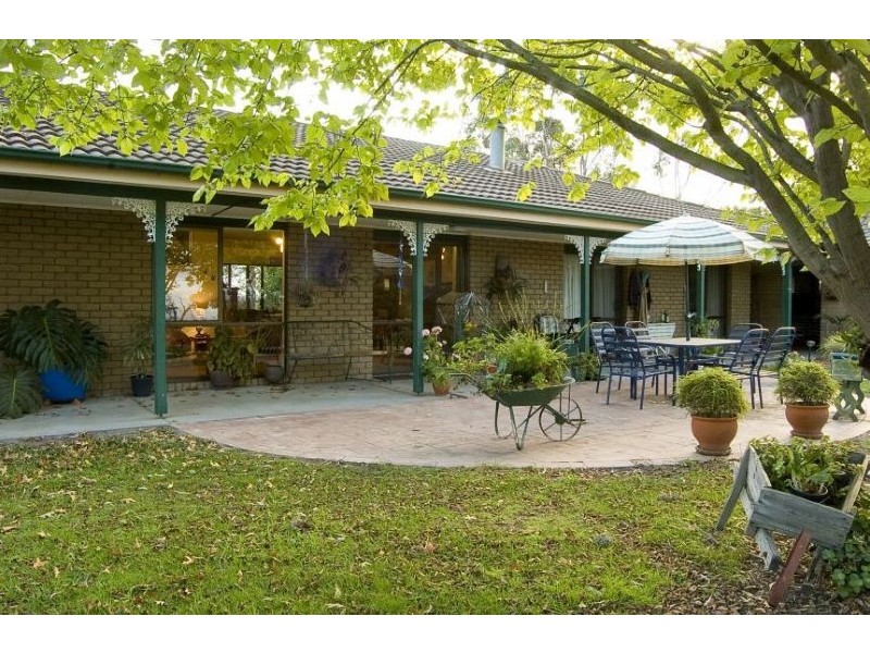 900 Hazelwood Road, Hazelwood North VIC 3840