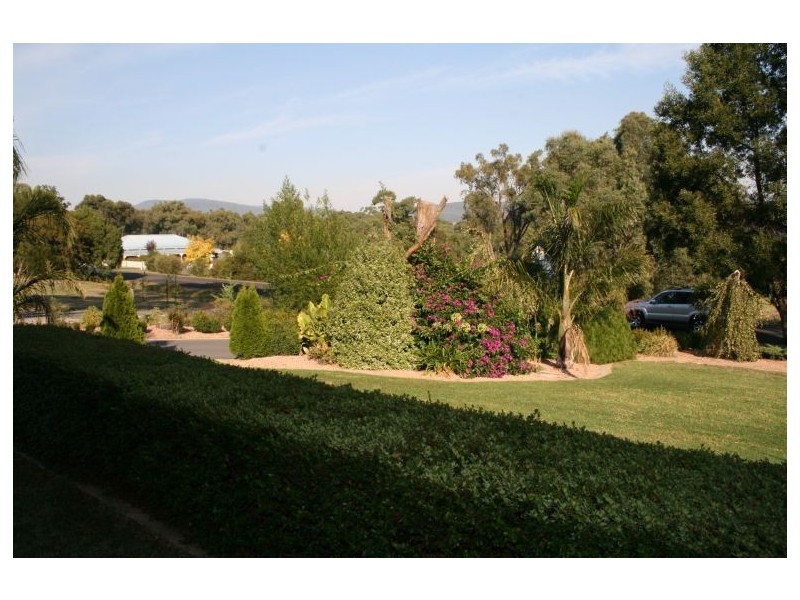 17 Cashmere Drive, Traralgon VIC 3844