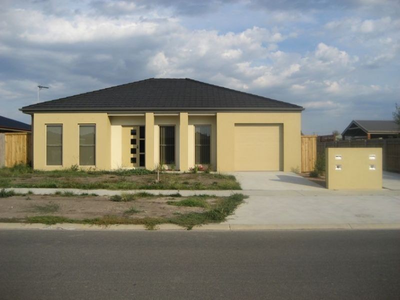 1/21 St Georges Terrace, Traralgon VIC 3844