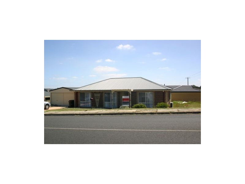 2 Oak Avenue, Traralgon VIC 3844