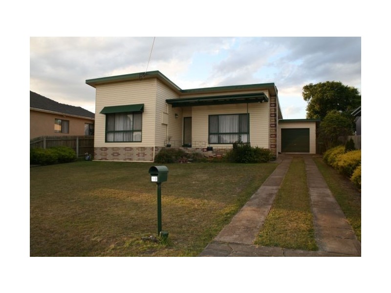 10 Charles Street, Traralgon VIC 3844
