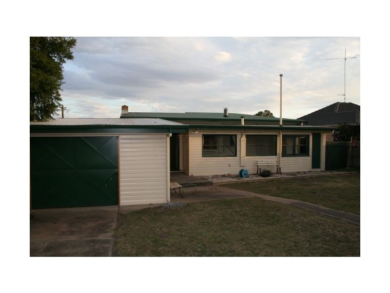 10 Charles Street, Traralgon VIC 3844