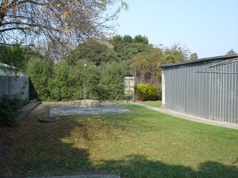 16 Gillies Crescent, Traralgon VIC 3844