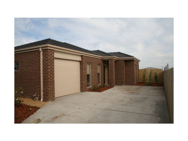 Unit 2/12 Monaghan Close, Traralgon VIC 3844