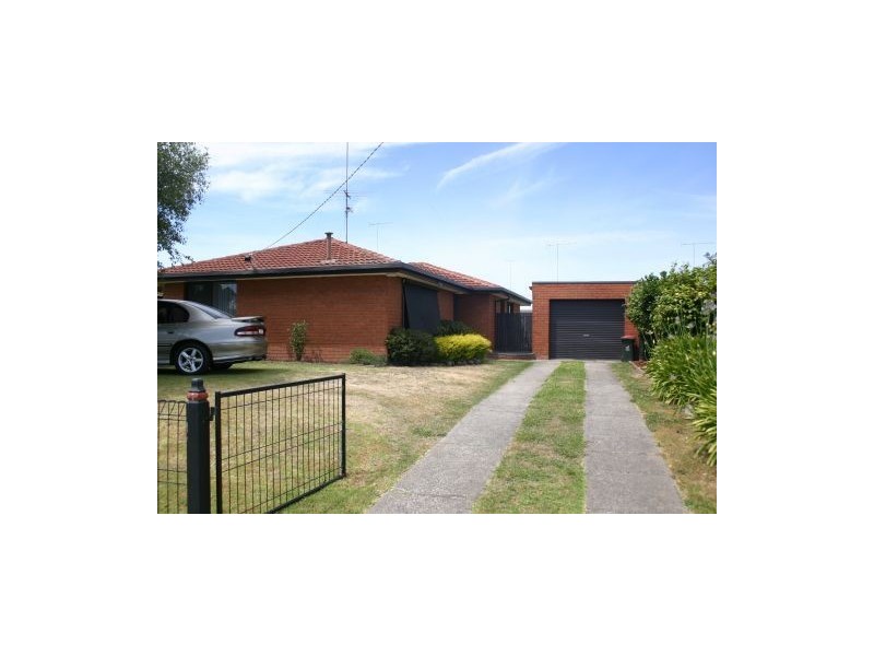 14 Sally Court, Traralgon VIC 3844