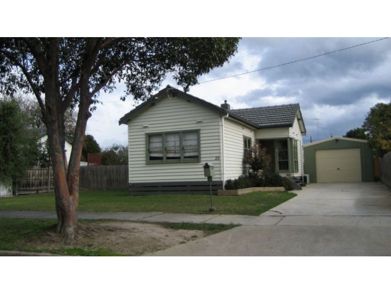 29 Bernard Avenue, Traralgon VIC 3844