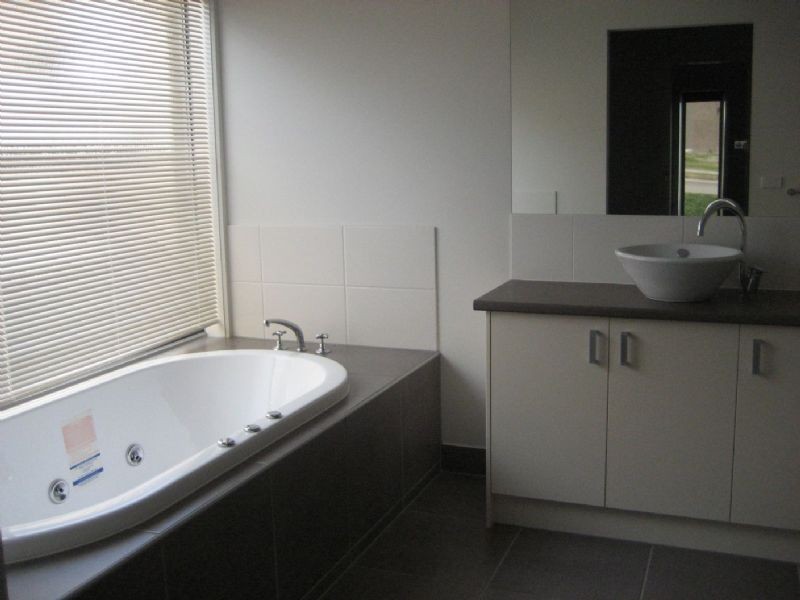 6 Notting Hill, Traralgon VIC 3844