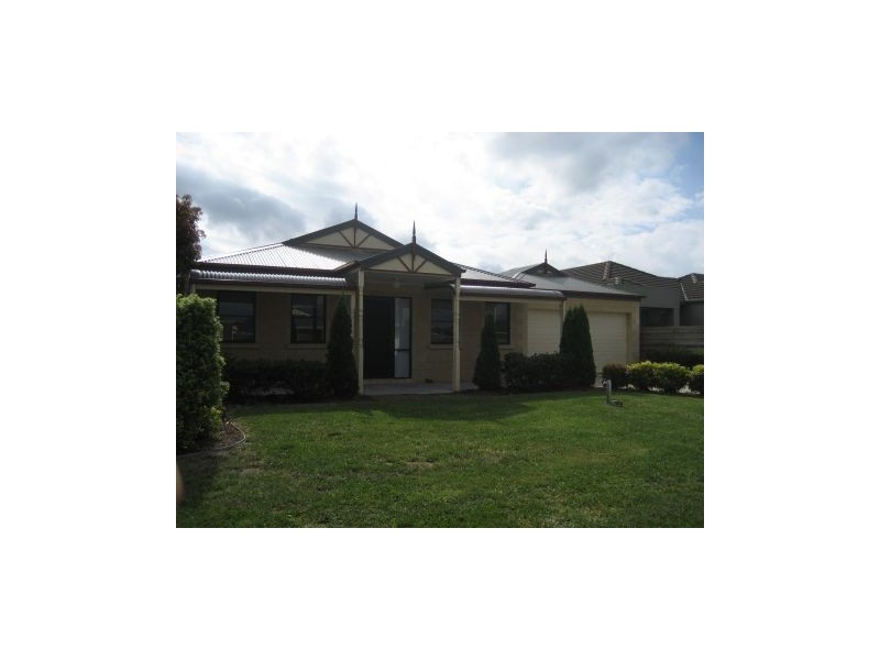 15 Giles Place, Traralgon VIC 3844