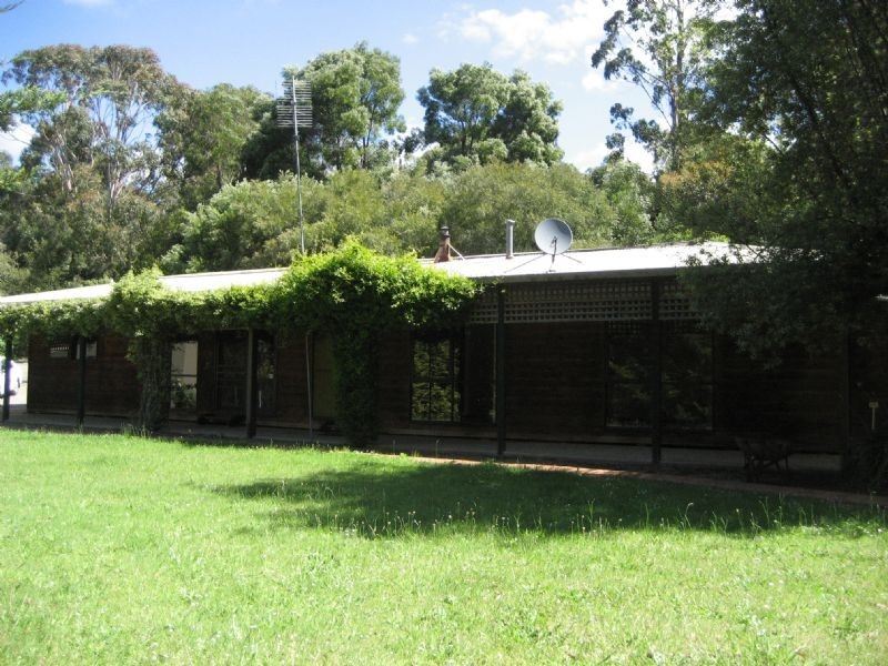 11 Lauren Place, Traralgon South VIC 3844