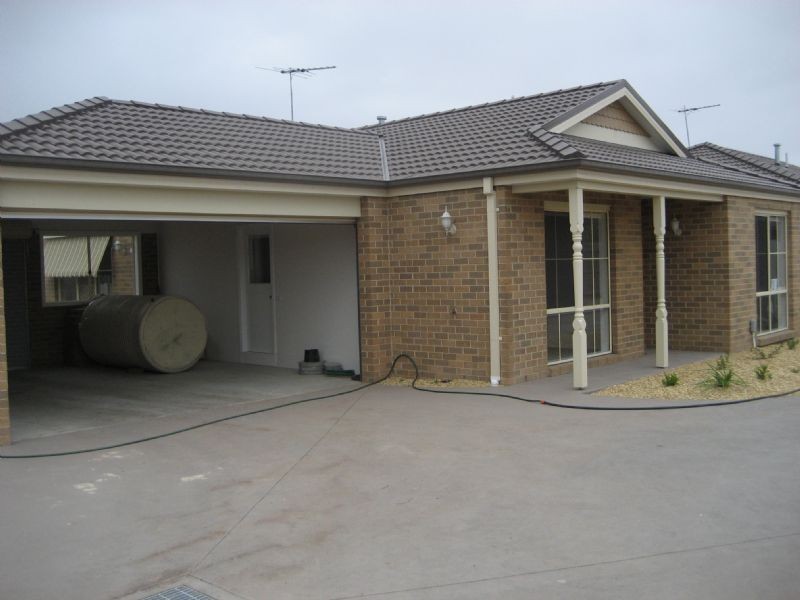 2/9 Grammar Drive, Traralgon VIC 3844