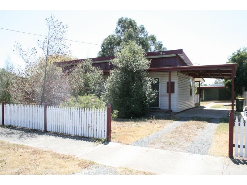 24 Duke Street, Rosedale VIC 3847