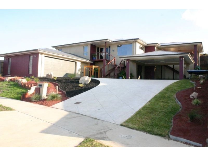 17 Notting Hill, Traralgon VIC 3844