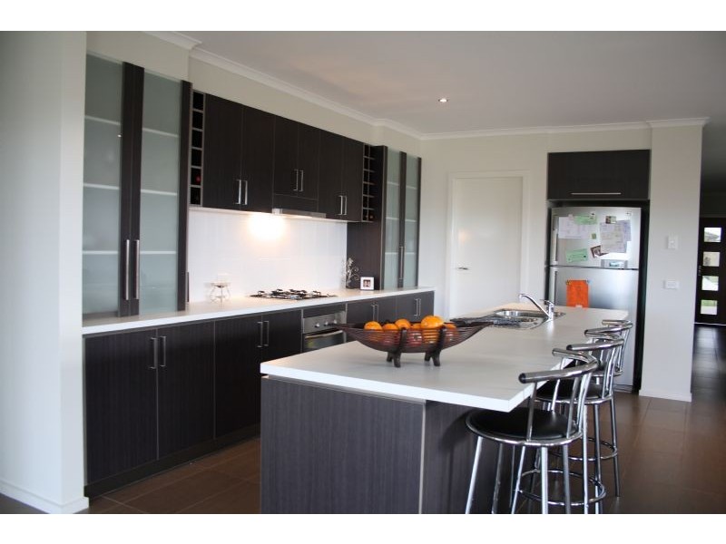 14 Summerhill Road, Traralgon VIC 3844