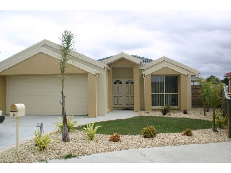 6 Giles Place, Traralgon VIC 3844