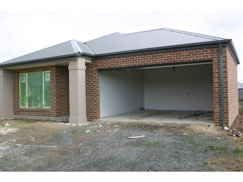Lot 304 Roscommon Drive, Traralgon VIC 3844