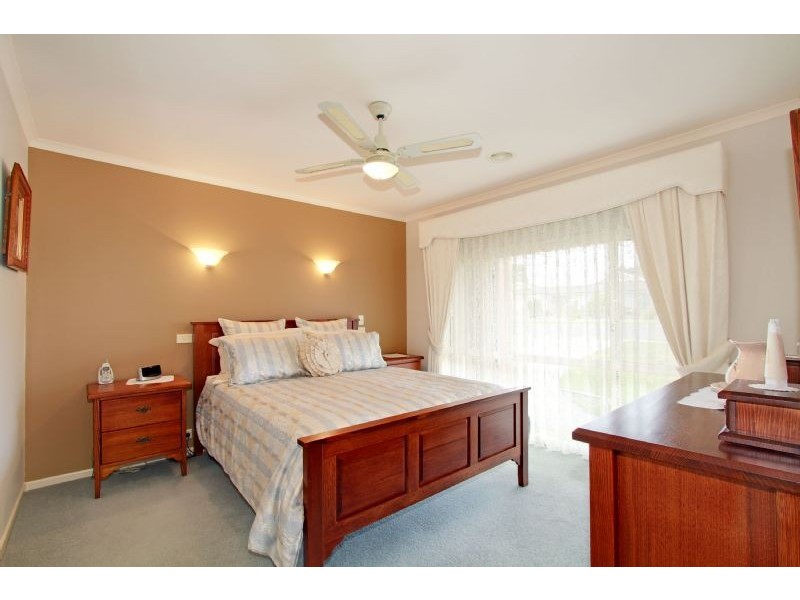 18 Poplar Avenue, Traralgon VIC 3844