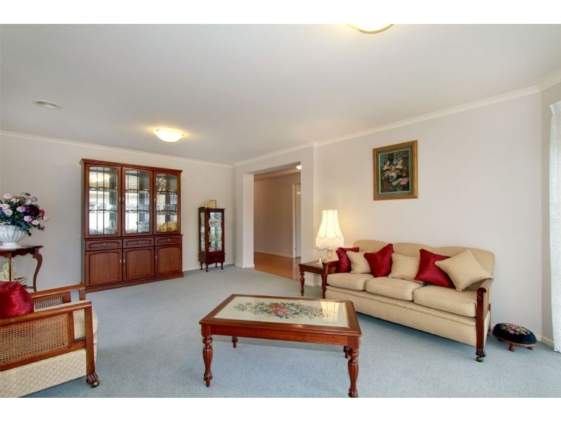 18 Poplar Avenue, Traralgon VIC 3844