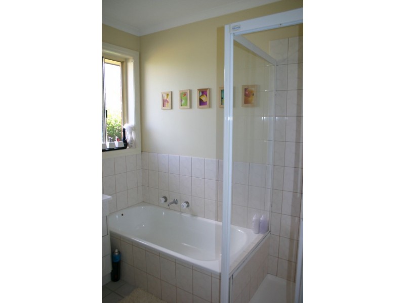 2/12 Tulloch Way, Traralgon VIC 3844