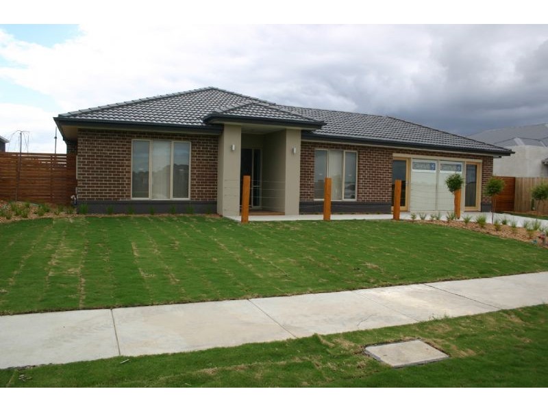 5 Hammersmith Circuit, Traralgon VIC 3844