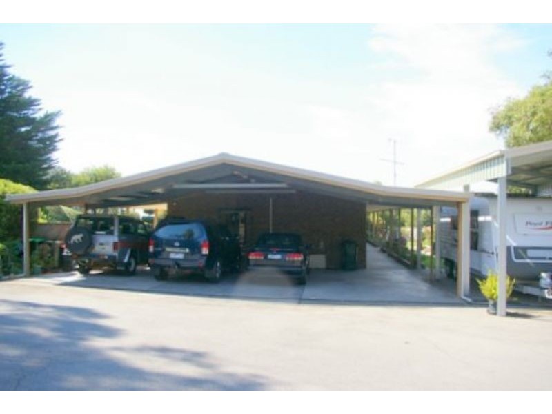 285 McDonalds Track, Hernes Oak VIC 3825