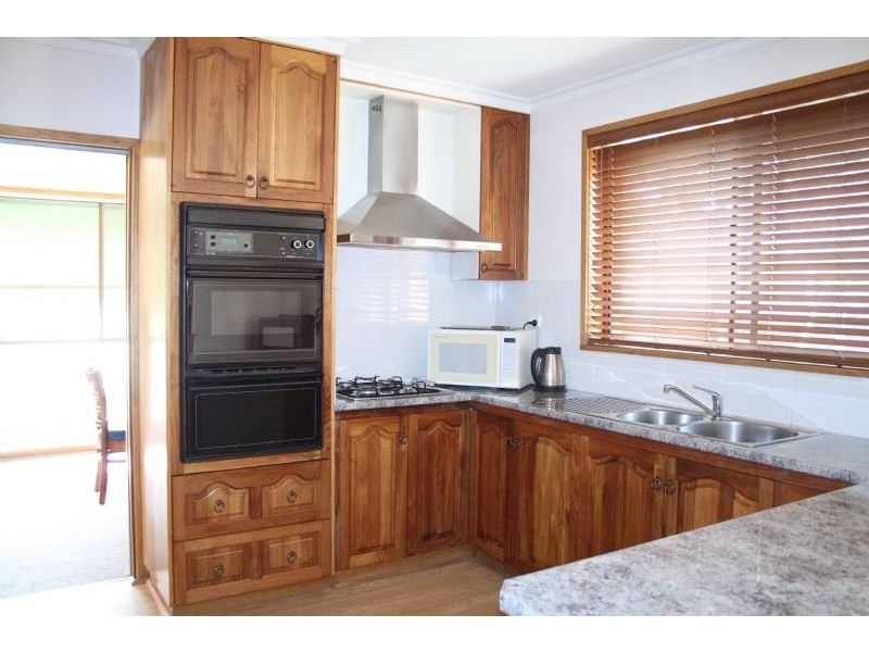 24 Morgan Drive, Traralgon VIC 3844