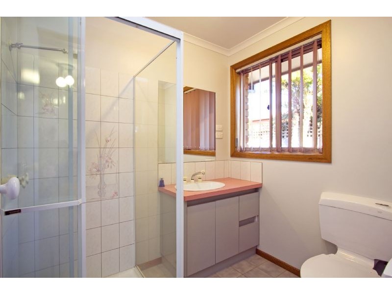 16 Swallow Grove, Traralgon VIC 3844