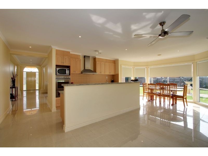 49 The Avenue, Traralgon VIC 3844