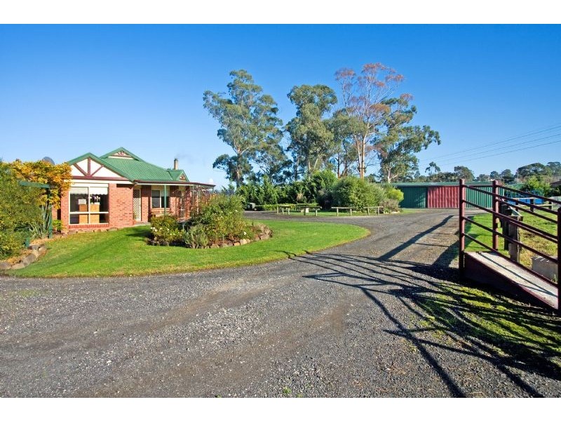 84 Main Road, Tyers VIC 3844