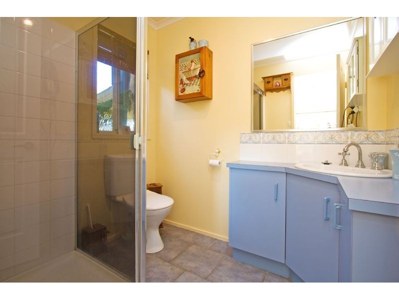 84 Main Road, Tyers VIC 3844