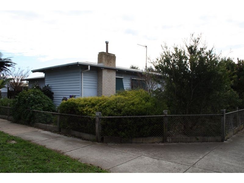 1 Robert Street, Traralgon VIC 3844