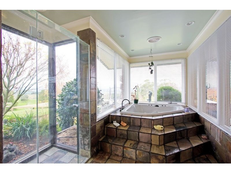 20 Gilmours Road, Tyers VIC 3844