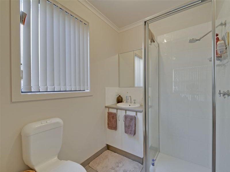 12 Roscommon Drive, Traralgon VIC 3844