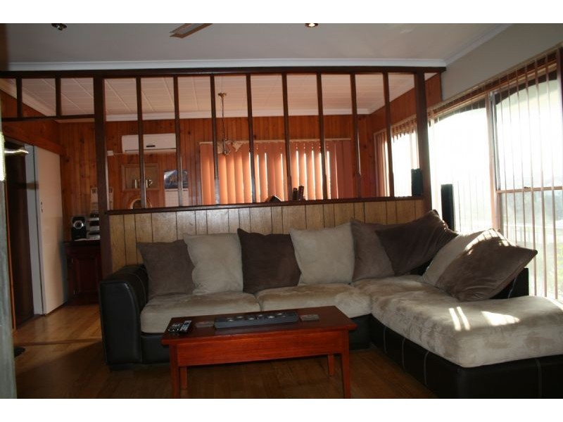 15 Dayble Street, Morwell VIC 3840