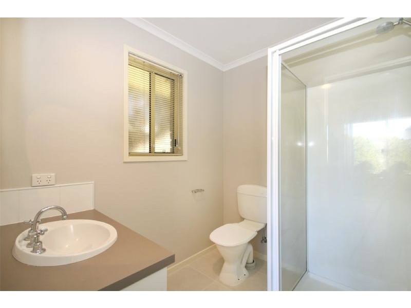 16 Poplar Avenue, Traralgon VIC 3844