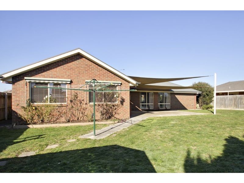 16 Poplar Avenue, Traralgon VIC 3844
