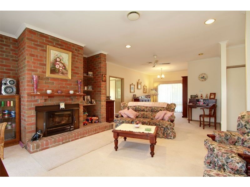 66 Ellavale Drive, Traralgon VIC 3844
