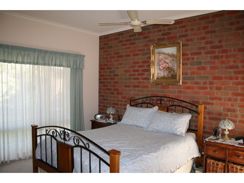 66 Ellavale Drive, Traralgon VIC 3844