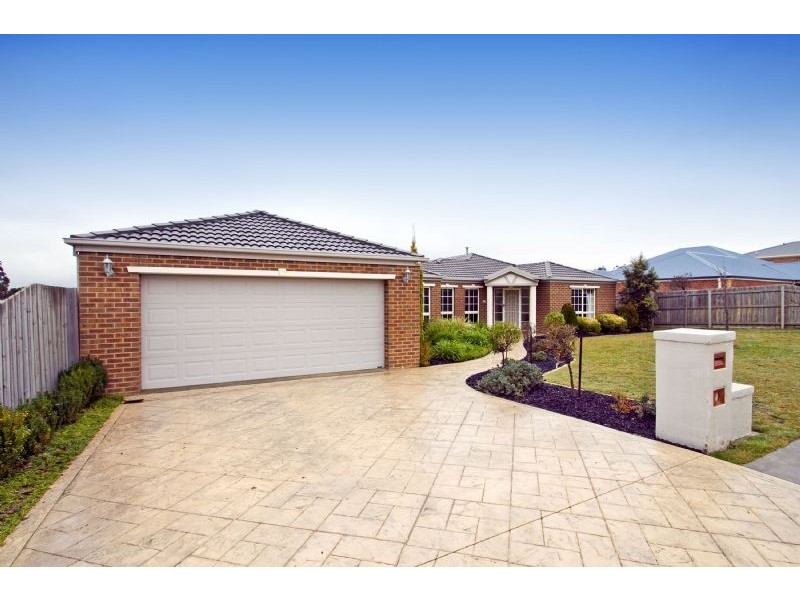 26 Fairway Drive, Traralgon VIC 3844
