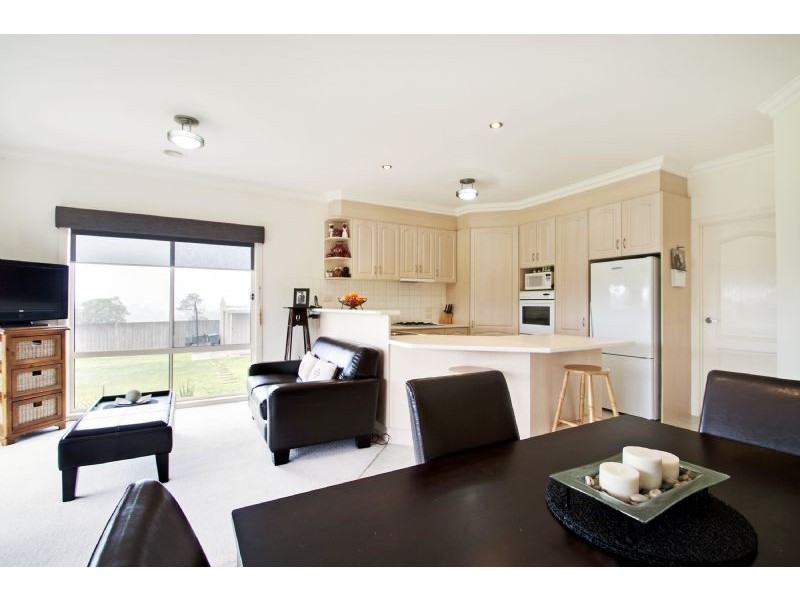 26 Fairway Drive, Traralgon VIC 3844